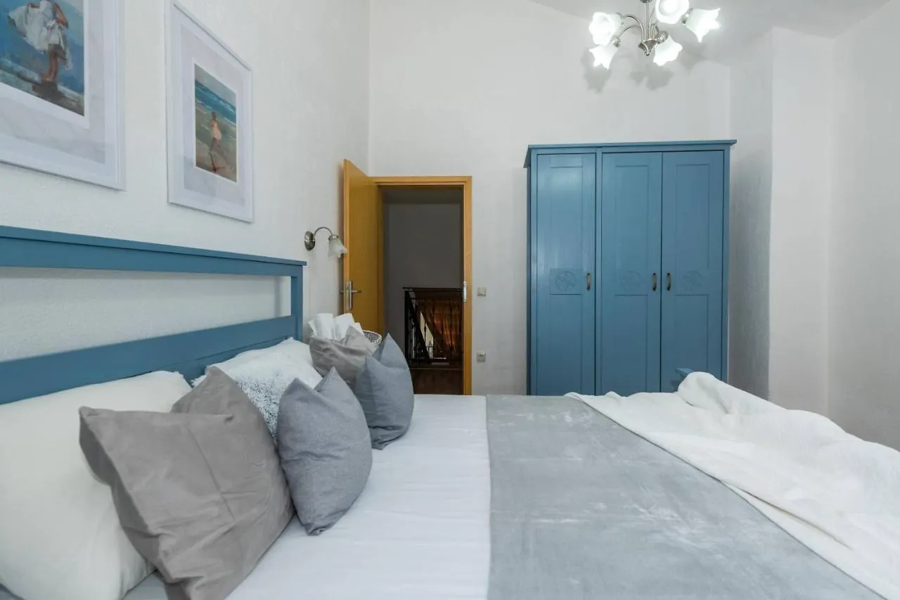 Villa Wish With Heated Pool Cabrunici