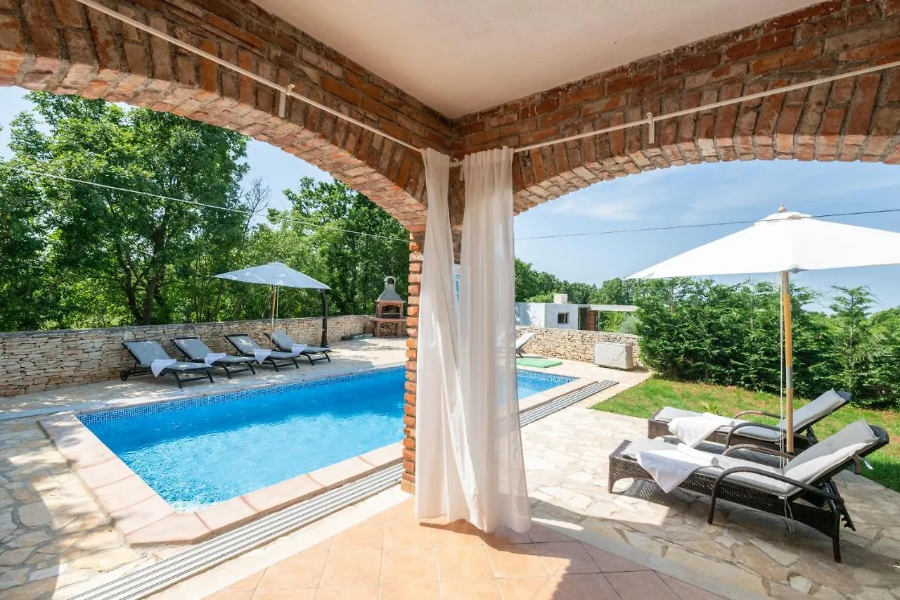 Villa Wish With Heated Pool Cabrunici