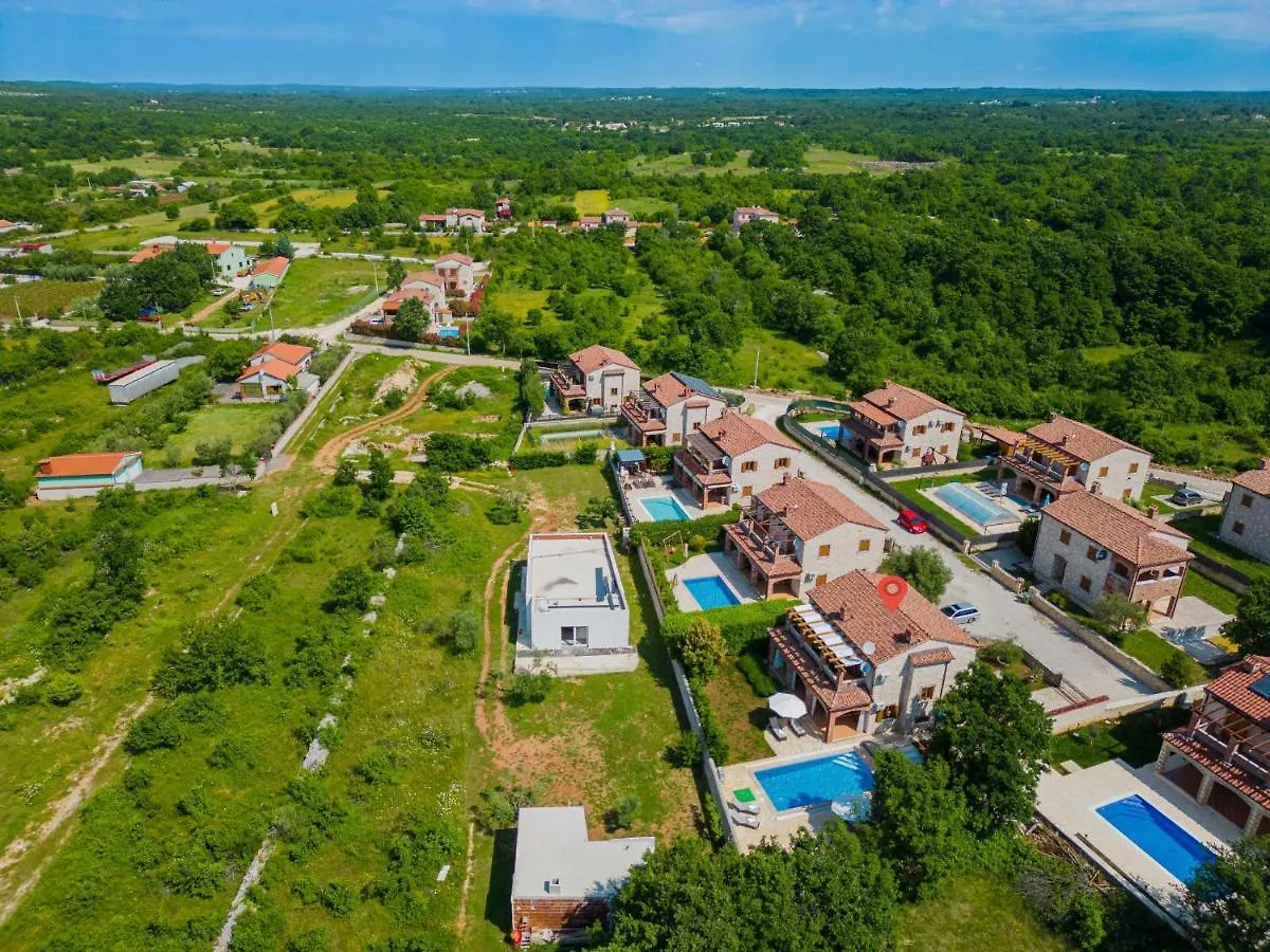 Villa Wish With Heated Pool Cabrunici Croatia